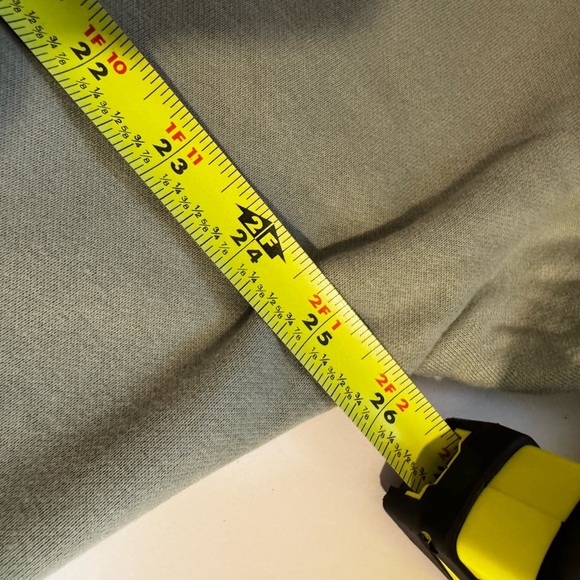 GAP Olive Green Logo Sweatshirt NWT - Picture 4 of 4